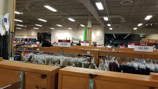 Clothing Store «L.L. Bean Outlet», reviews and photos, 560 Boston Post Rd, Orange, CT 06477, USA