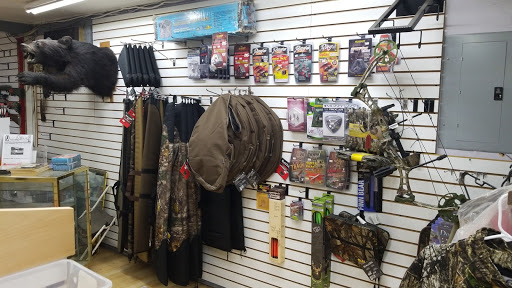 Gun Shop «Pineland Sporting Goods», reviews and photos, 959 W Veterans Hwy, Jackson, NJ 08527, USA
