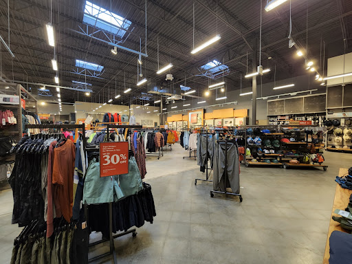 Camping Store «REI», reviews and photos, 7531 North Point Pkwy, Alpharetta, GA 30022, USA