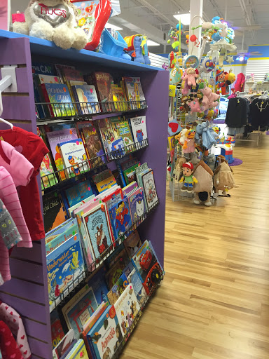 Baby Store «Stellie Bellies Kiddie and Maternity Resale Boutique Trinity», reviews and photos, 7649 FL-54, New Port Richey, FL 34653, USA