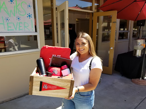 Private University «Holy Names University», reviews and photos