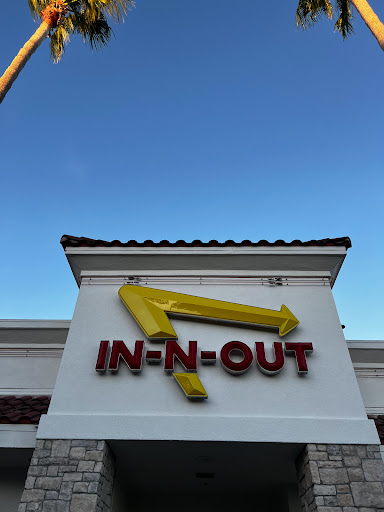 Shopping Mall «Union Landing Shopping Center», reviews and photos, I-880, Union City, CA 94587, USA