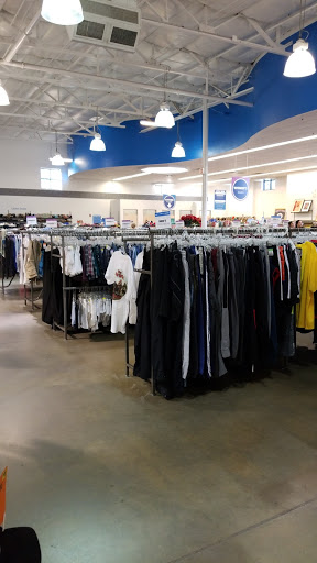 Thrift Store «Grand & Mountain View Goodwill Retail Store & Donation Center», reviews and photos, 14063 W Grand Ave, Surprise, AZ 85374, USA