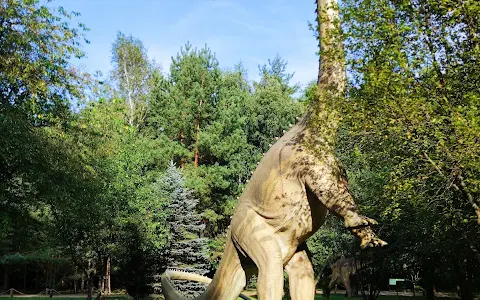 Jurajski Park Dinozaurów | Farma Grzybów i Owadów - (Muzeum Dziejów Ziemi) image