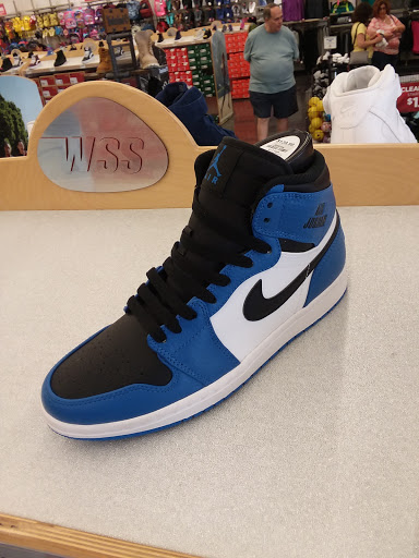 Shoe Store «WSS», reviews and photos, 2020 N 75th Ave, Phoenix, AZ 85035, USA