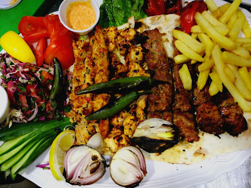 مطعم أبو الطيب(فرع الجلوية) 