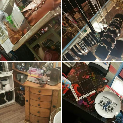 Thrift Store «Green Bean Thrift Store», reviews and photos, 2500 Florida A1A, Indialantic, FL 32903, USA