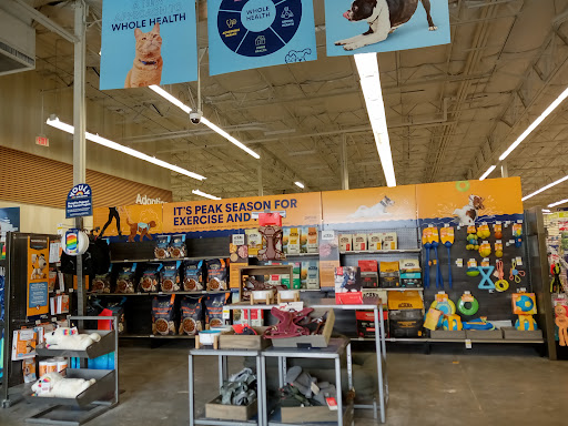 Pet Supply Store «Petco Animal Supplies», reviews and photos, 2341 Claribel Rd, Riverbank, CA 95367, USA