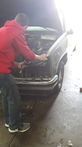 Auto Repair Shop «Kings Korner Auto Sales», reviews and photos, 1638 County Hwy 10, Spring Lake Park, MN 55432, USA