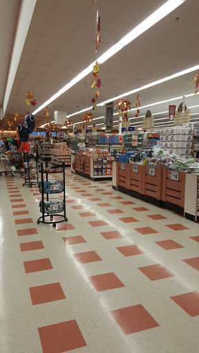Grocery Store «Market Basket», reviews and photos, 110 Market Pl Dr, Waltham, MA 02451, USA