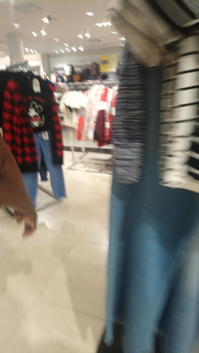 Clothing Store «Forever 21», reviews and photos, 1701 Sunrise Hwy C1, Bay Shore, NY 11706, USA