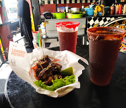 Las Alitas de la 20T photo