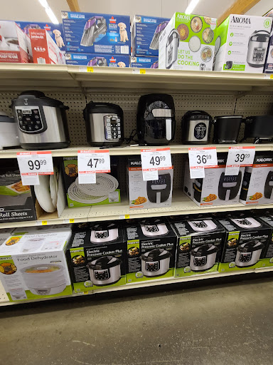 Department Store «Bi-Mart», reviews and photos, 309 S 5th Ave, Yakima, WA 98902, USA