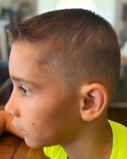 Barber Shop «Q Barber Shop», reviews and photos, 22208 Mountain Hwy E, Spanaway, WA 98387, USA