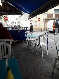 Atmosphère du Restaurant La Barque Bleue à Le Grau-du-Roi - n°1