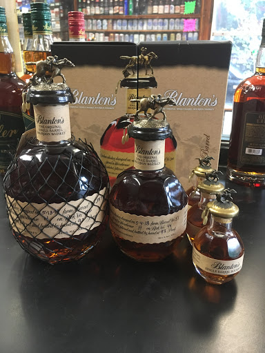 Liquor Store «Red Castle Liquor Store and Growler Filling Station», reviews and photos, 1200 S 1st St, Louisville, KY 40203, USA