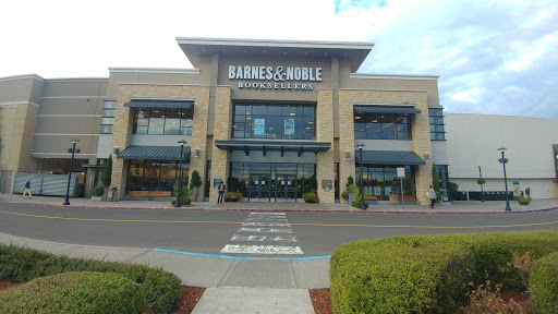 Book Store «Barnes & Noble Booksellers Clackamas Town Ctr Mall», reviews and photos, 12000 SE 82nd Ave, Portland, OR 97086, USA