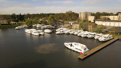 Le Boat Decize - Location de bateau Bourgogne Loire & Nivernais à Decize