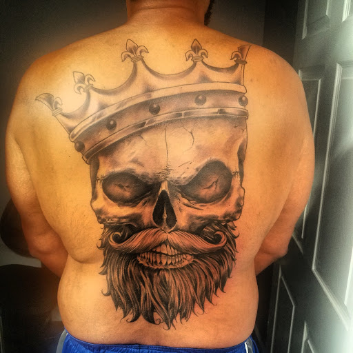 Explore claddagh tattoo ideas, creative tattoo ideas in Riverview, available at 9-Line Tattoo