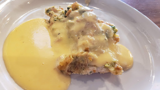 American Restaurant «Cracker Barrel Old Country Store», reviews and photos, 525 Skyline Dr, Conway, AR 72032, USA