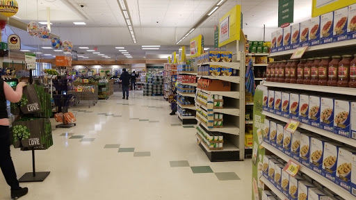 Supermarket «Super Stop & Shop», reviews and photos, 204 Garfield Ave, Cranston, RI 02901, USA