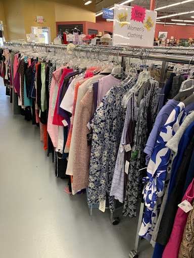 Thrift Store «Bethesda Thrift Shop», reviews and photos, 4749 County Rd 101, Minnetonka, MN 55345, USA