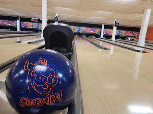 Bowling Alley «Pines Plaza Bowling Lanes», reviews and photos, 1130 Perry Hwy, Pittsburgh, PA 15237, USA