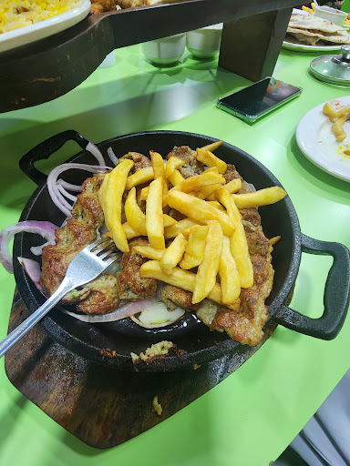 مطعم وجبة المشويات لتقديم الوجبات 