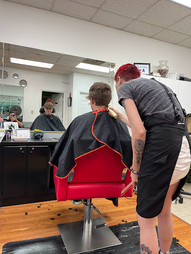 Beauty Salon «Extreme Styles», reviews and photos, 128 Memory Plz, Whiteville, NC 28472, USA