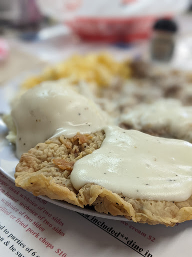 Cafe «Grain Bin Cafe & Store», reviews and photos, 121 Dennis Dr, Seguin, TX 78155, USA