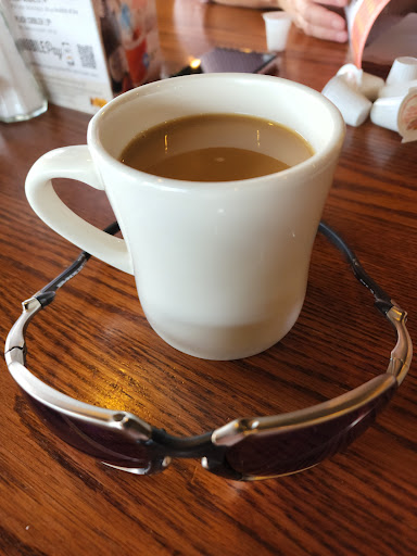 American Restaurant «Cracker Barrel Old Country Store», reviews and photos, 5706 Northridge Dr, Gurnee, IL 60031, USA