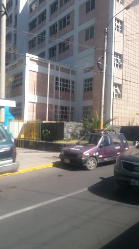 Opiniones de Hospital de la Policía en Arequipa - Hospital