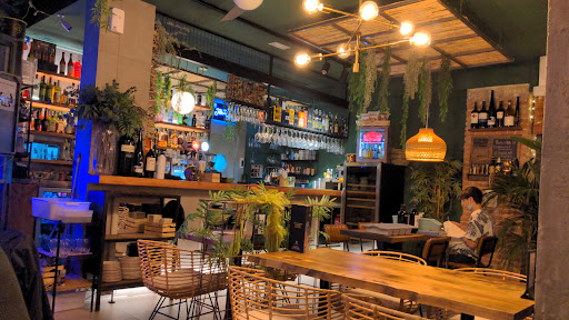 Singular Gastrobar en Pineda de Mar