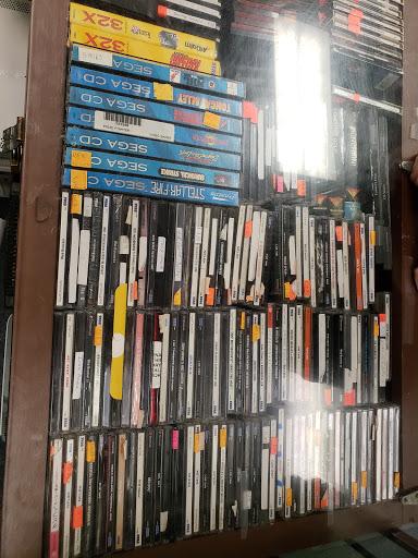 Video Game Store «Toy Box Video Games», reviews and photos, 5635 Dixie Hwy, Waterford Twp, MI 48329, USA