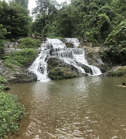 น้ำตกแม่พูล Maepool Waterfall