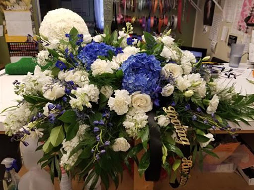 Florist «The Village Flower Shop», reviews and photos, 132 S Addison St, Bensenville, IL 60106, USA