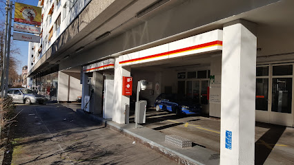 Ruedi Rüssel Tankstelle