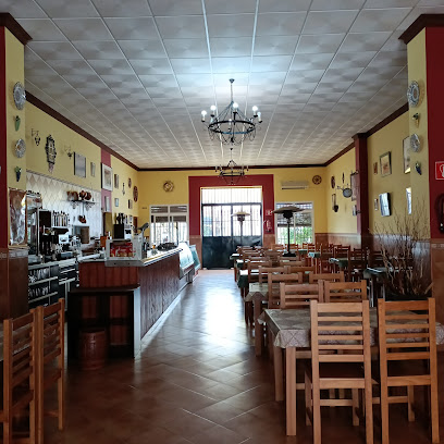 Bodegón Restaurante Reyes - Av. de la Paz, 2, 21710 Bollullos Par del Condado, Huelva, Spain