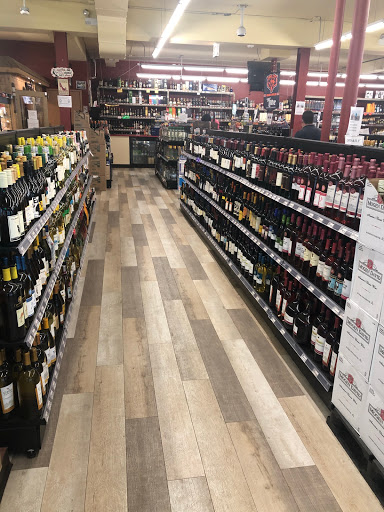Liquor Store «I & S Wine And Spirits», reviews and photos, 1025 W 63rd St, Chicago, IL 60621, USA