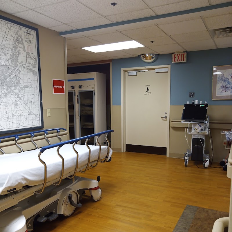 Mercy Health - St. Charles Hospital