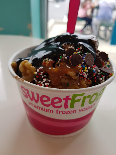 Shopping Mall «Woodmoor Shopping Center», reviews and photos, 10115 Colesville Rd, Silver Spring, MD 20901, USA