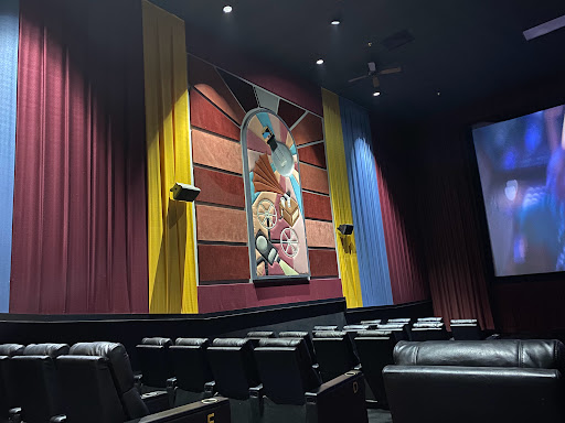 Movie Theater «Edison Park 8 Cinemas», reviews and photos, 2235 Winkler Ave, Fort Myers, FL 33901, USA