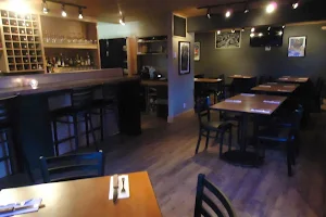 Frankie's Resto-Bar Restaurant image