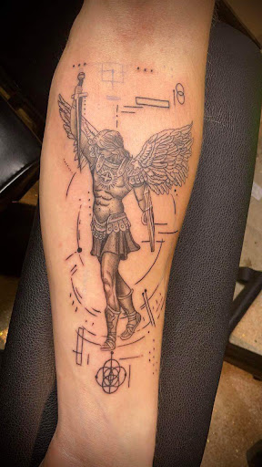 Explore killer whale tattoo ideas, creative tattoo ideas in Toledo, available at Meraki Tattoo