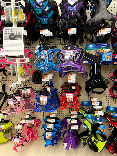 Pet Supply Store «Pet Supplies Plus», reviews and photos, 471 Boston Post Rd, Orange, CT 06477, USA