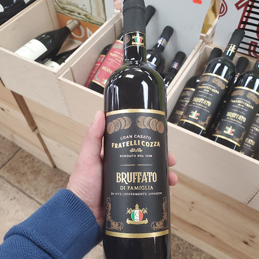 Wine Store «Liquor Town & Fine Wines», reviews and photos, 135-21 Cross Bay Blvd, Ozone Park, NY 11417, USA