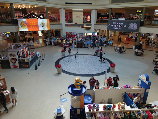 Shopping Mall «Altamonte Mall», reviews and photos, 451 E Altamonte Dr, Altamonte Springs, FL 32701, USA