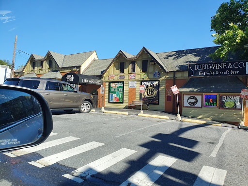 Liquor Store «Beer Wine and Co.», reviews and photos, 7029 Wisconsin Ave, Chevy Chase, MD 20815, USA