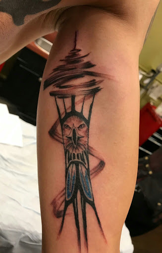 Tattoo Shop «Madame Lazonga Tattoo», reviews and photos, 1529 Western Ave, Seattle, WA 98101, USA