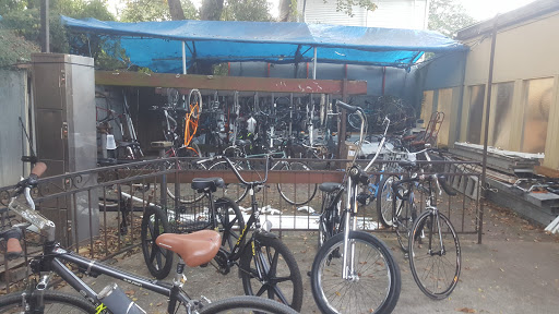 Bicycle Store «Daniel Boone Cycles Inc», reviews and photos, 5318 Crawford St, Houston, TX 77004, USA